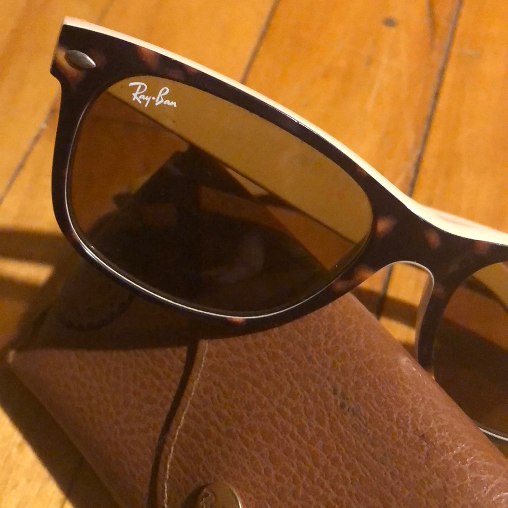 ☘️ FEATURED ☘️ Authentic Ray Ban ☘️